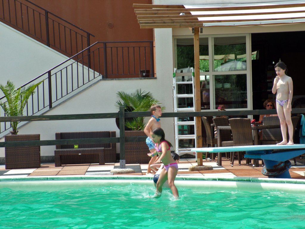 inpiscina34.jpg