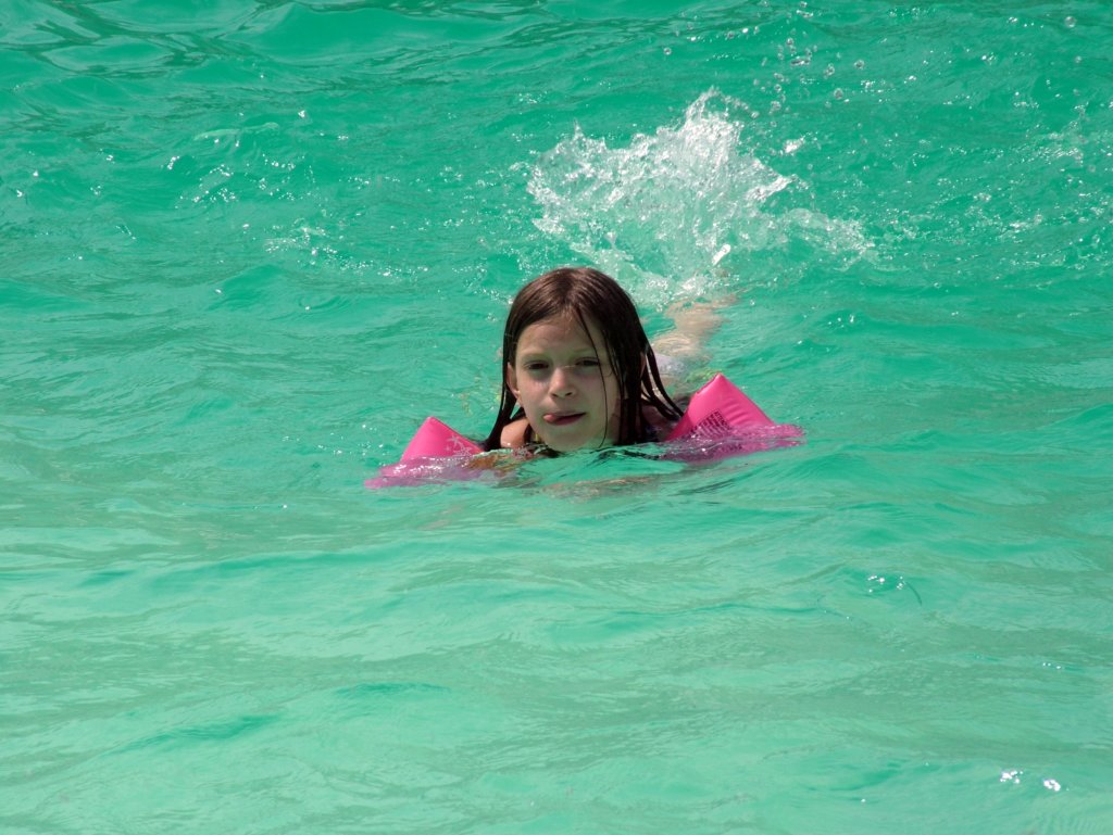 inpiscina36.jpg