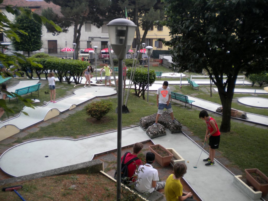 minigolfvergiate18.jpg
