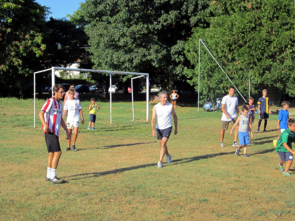 tradizionalepartitadicalcioconigenitori22.jpg