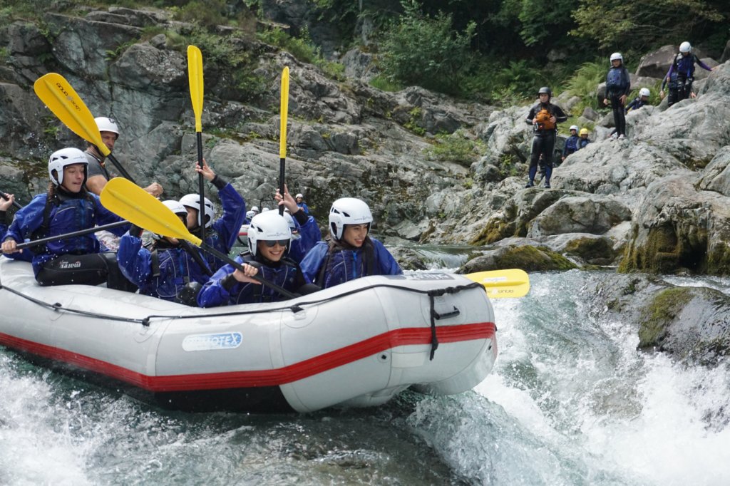 rafting90.jpg